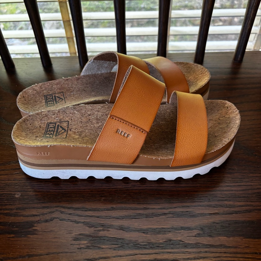 Reef Women's Cushion Vista Hi Platform Sandal Size 8 - Picture 4 of 10